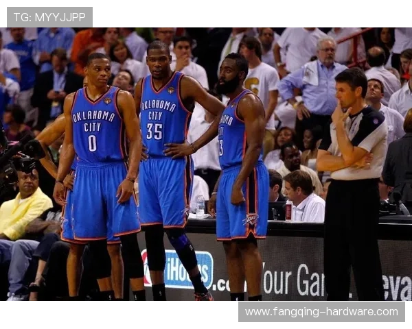 杜兰特近期状态低迷场均仅得165分投篮命中率惨淡33